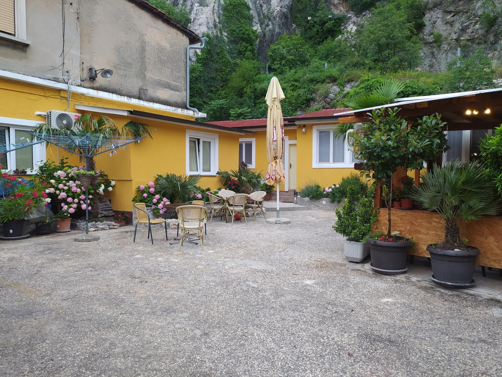 Отель In Kala Риека Экстерьер фото